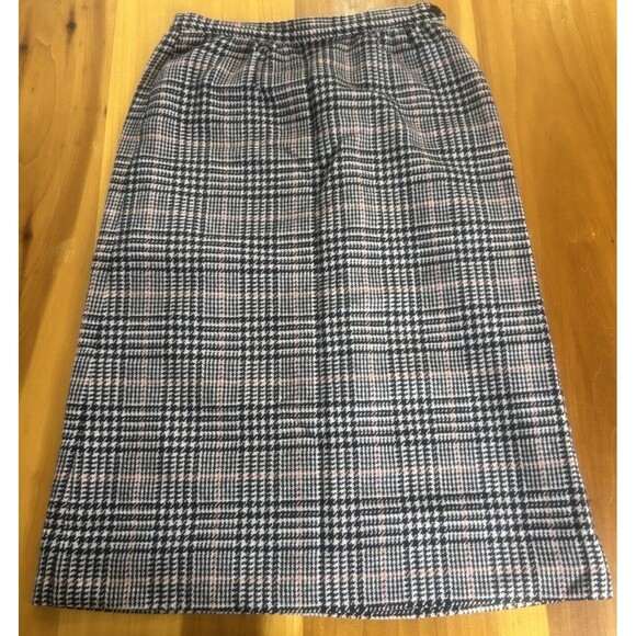 Pendleton Women’s Pencil Skirt Size 6 Vintage Wool Houndstooth Button Closure. - Picture 1 of 9